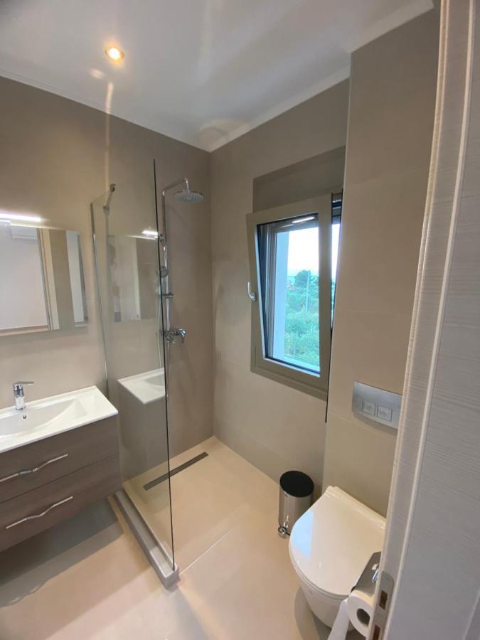 לימנאס Luminous Luxury Apartments מראה חיצוני תמונה