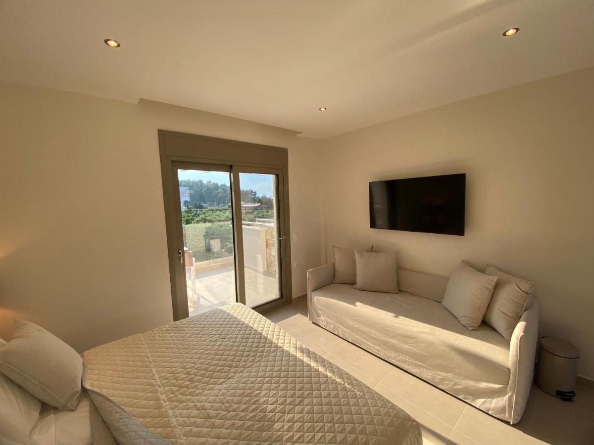 לימנאס Luminous Luxury Apartments מראה חיצוני תמונה